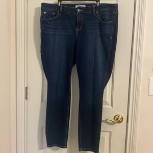 NWOT Torrid Dark Wash Skinny jeans size 20